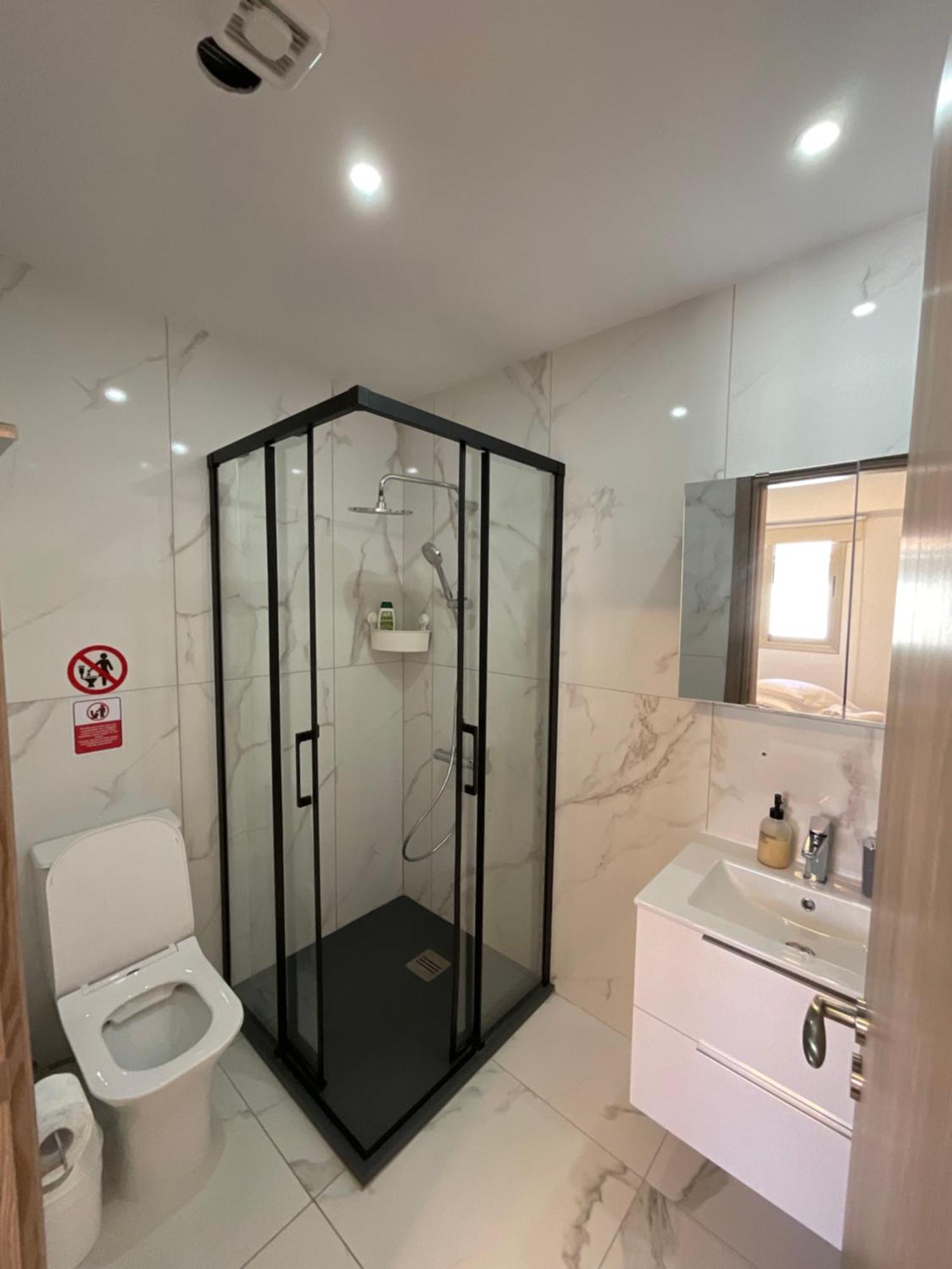 Le Voyageur Apartment Larnaca Exterior photo