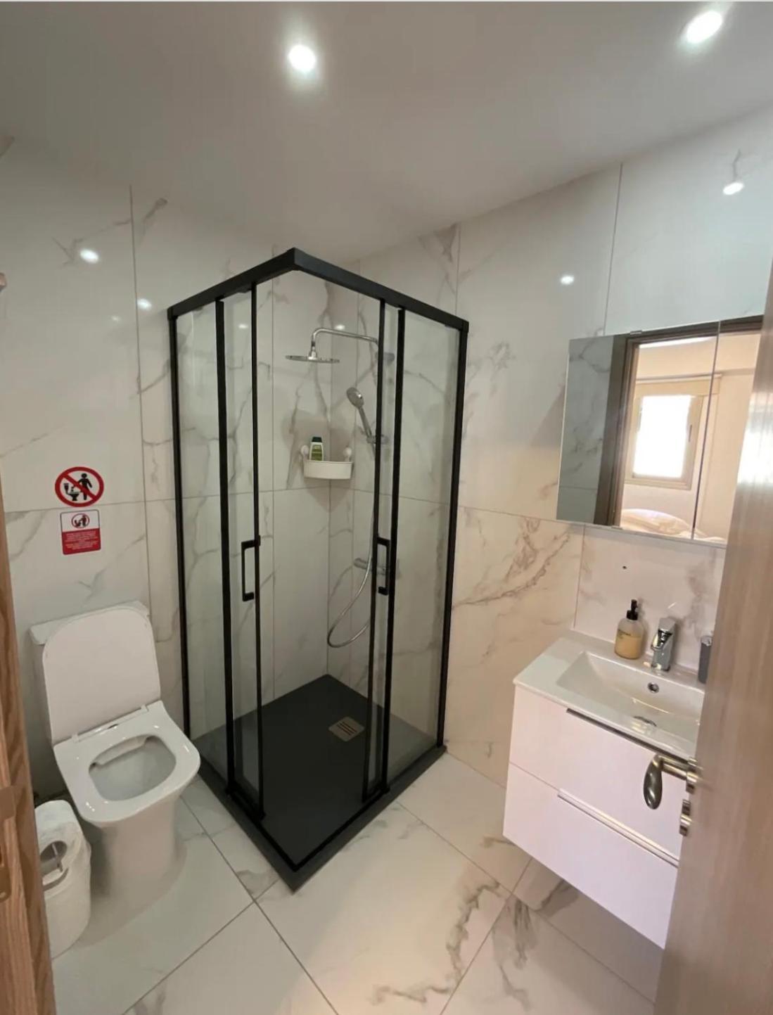 Le Voyageur Apartment Larnaca Exterior photo