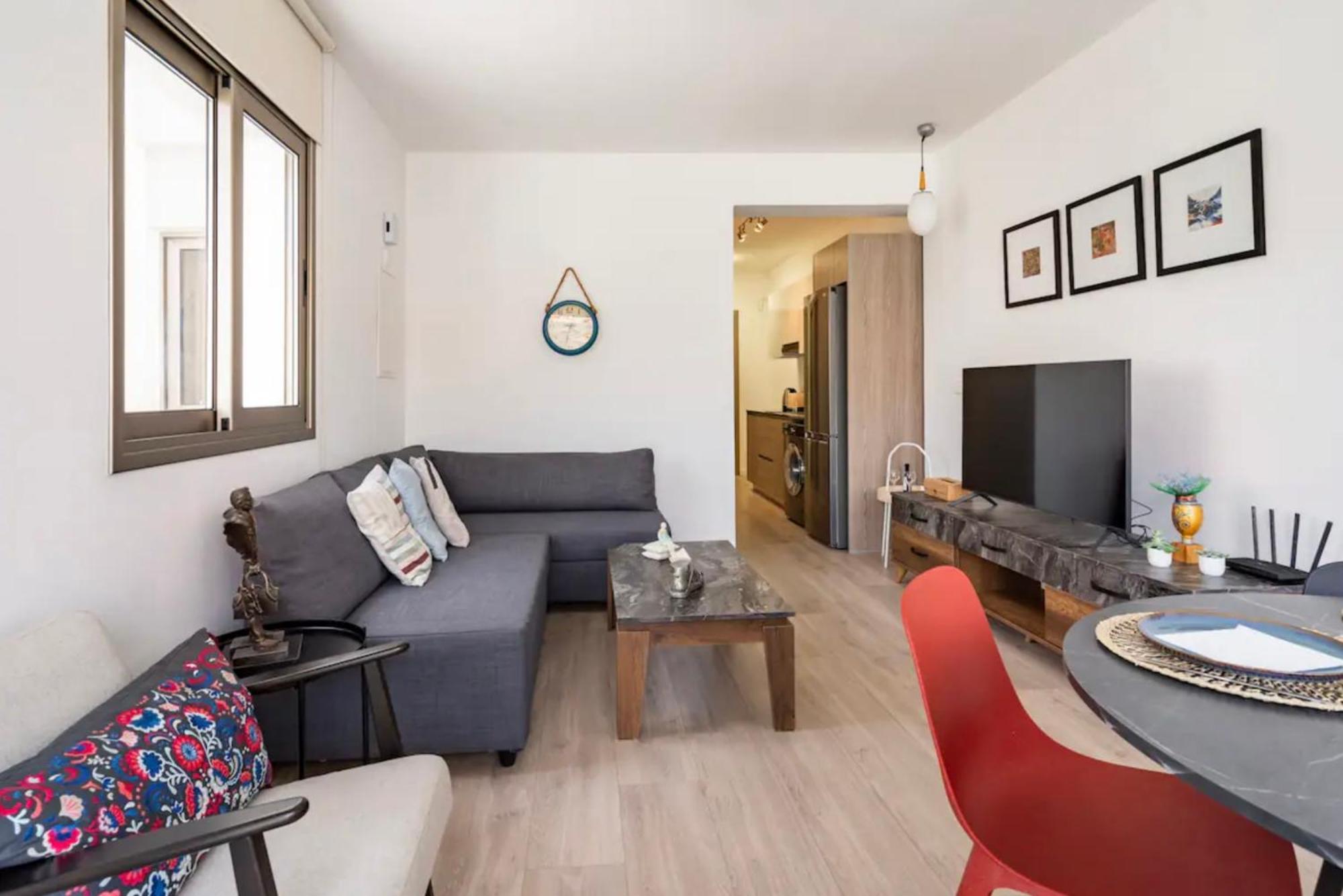 Le Voyageur Apartment Larnaca Exterior photo